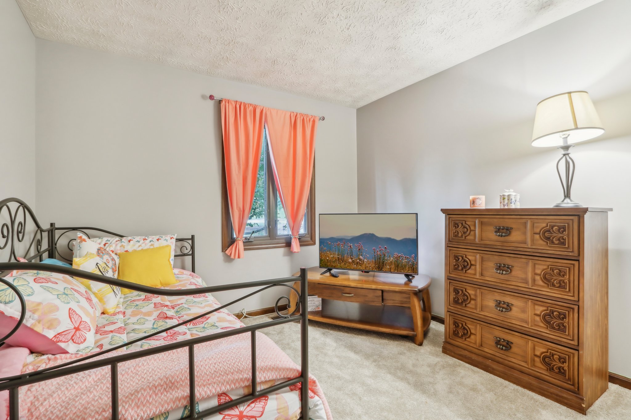 Postmaster Ln-044.jpg