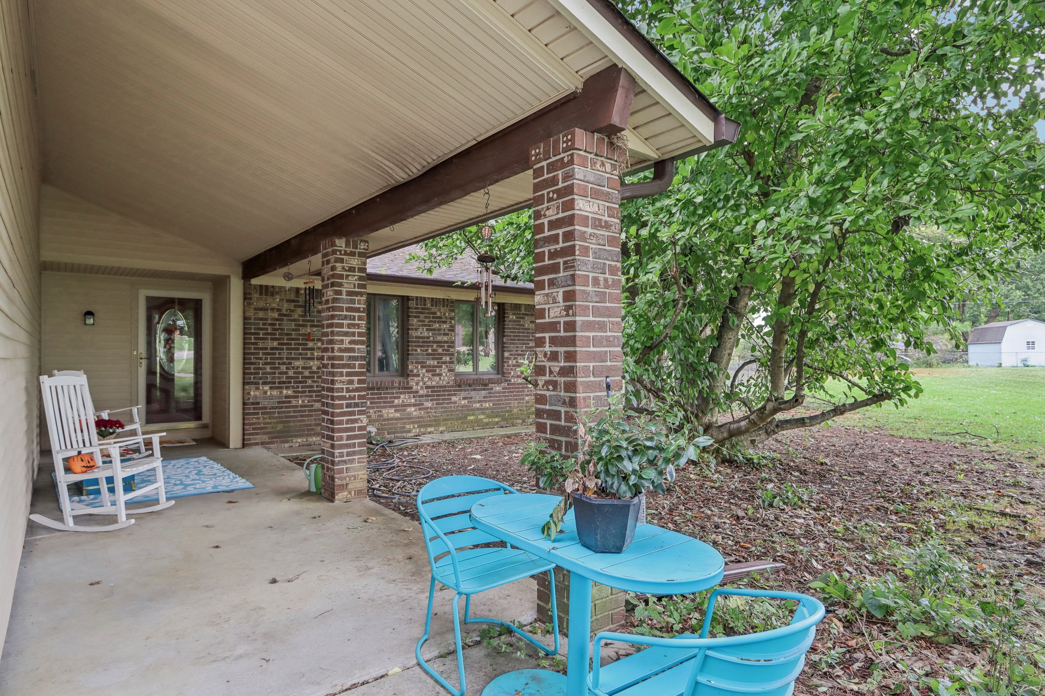 Postmaster Ln-056.jpg