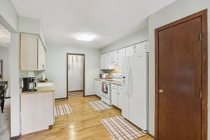 Postmaster Ln-033.jpg