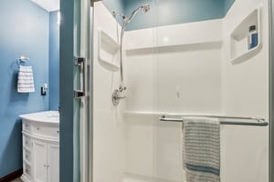 Postmaster Ln-054.jpg