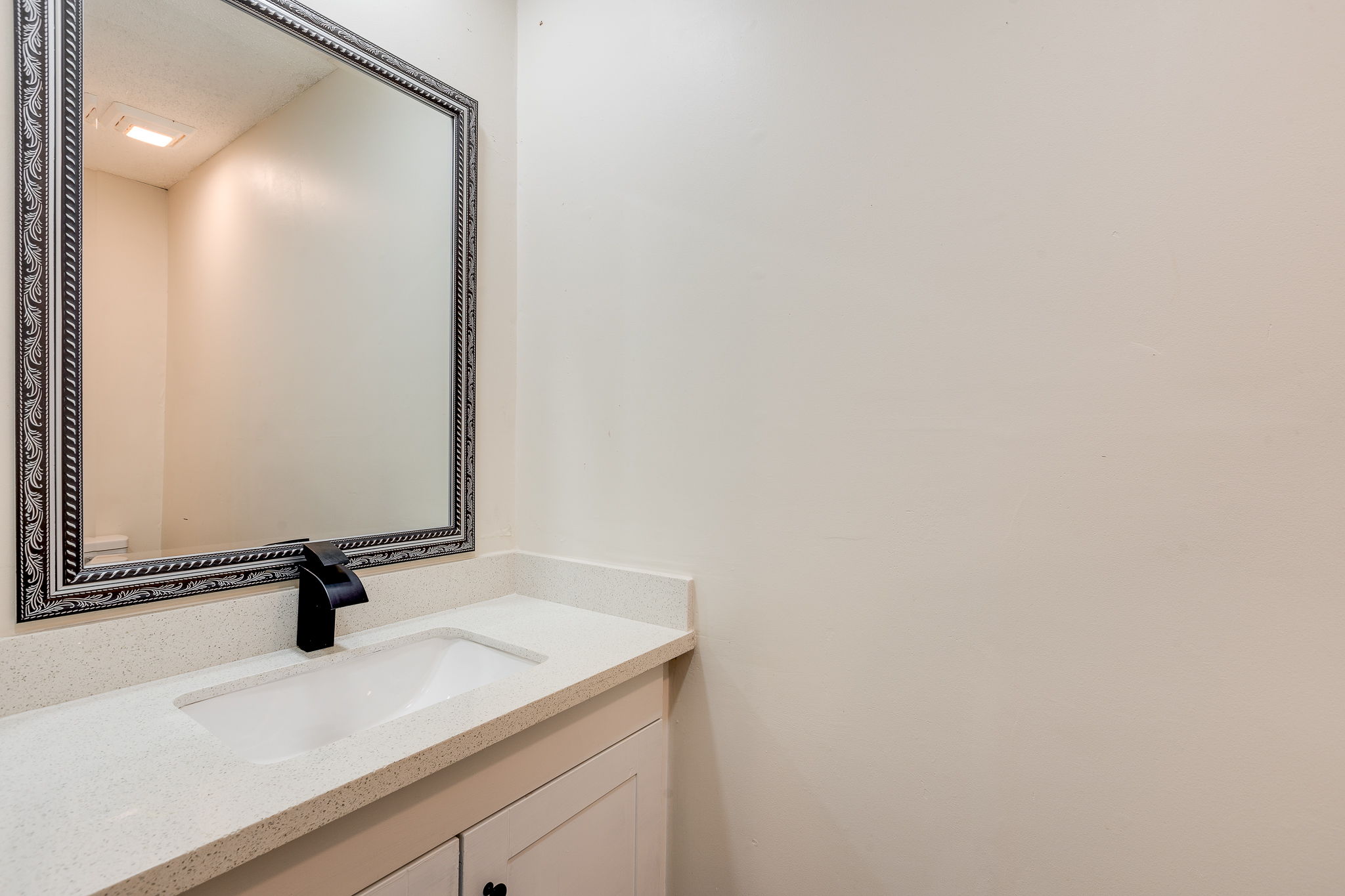 2 (20 of 26) Master Bath
