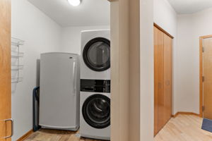 UAV Vision Media Unit 102 (19)