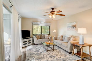 Clubhouse Cir 204-007