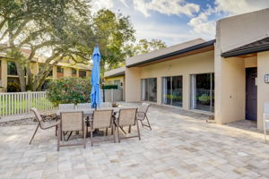 Clubhouse Cir 204-038