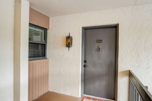Clubhouse Cir 204-006