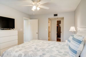 Clubhouse Cir 204-027