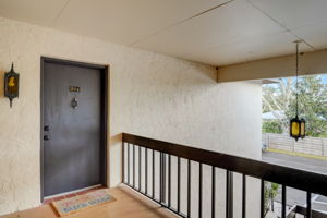 Clubhouse Cir 204-005