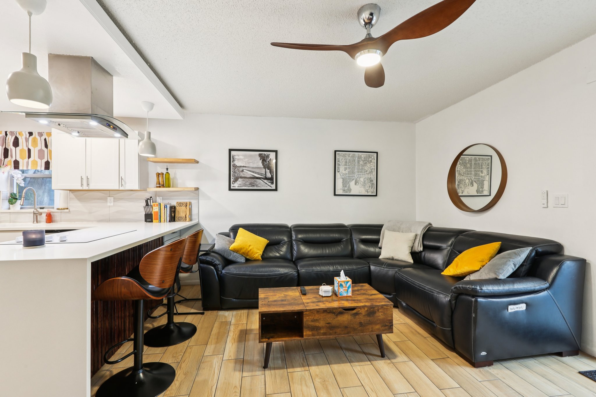 W Stroud Ave unit b-S0407-006.jpg