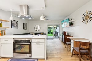 W Stroud Ave unit b-S0407-009.jpg