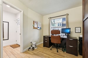 W Stroud Ave unit b-S0407-018.jpg