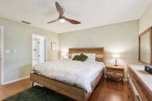 W Stroud Ave unit b-S0407-029.jpg