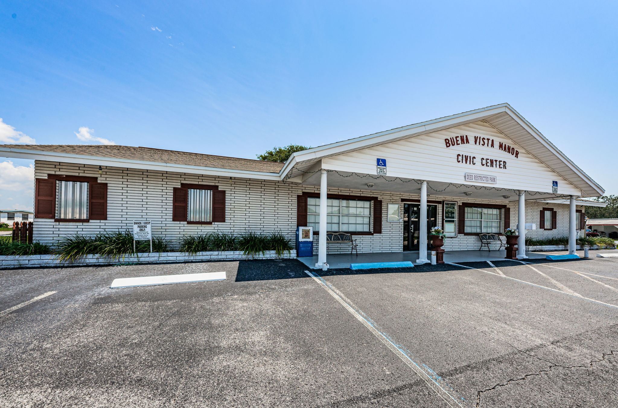 Buena Vista Manor Civic Center1