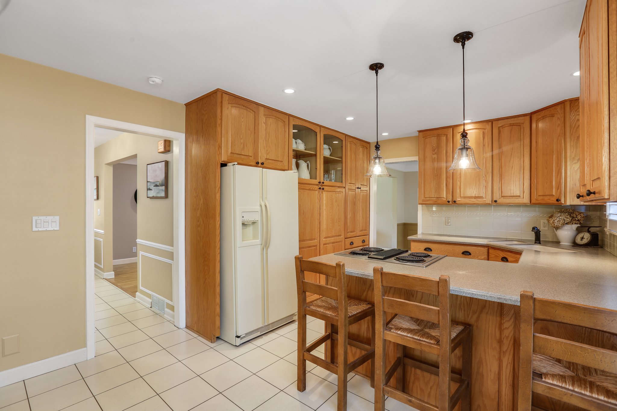 2406 Kingsbury Dr, Troy, MI 48098, USA Photo 7