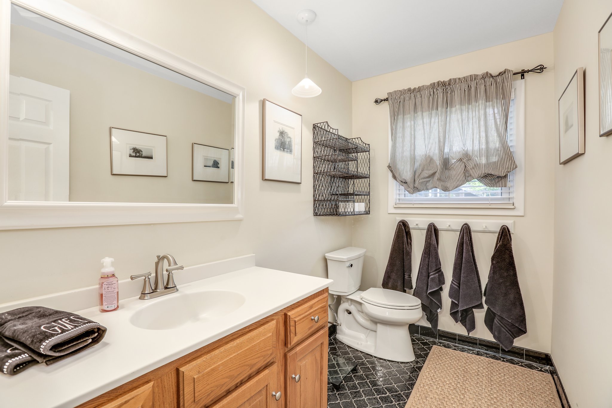 2406 Kingsbury Dr, Troy, MI 48098, USA Photo 12