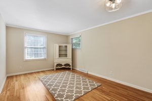 2406 Kingsbury Dr, Troy, MI 48098, USA Photo 16