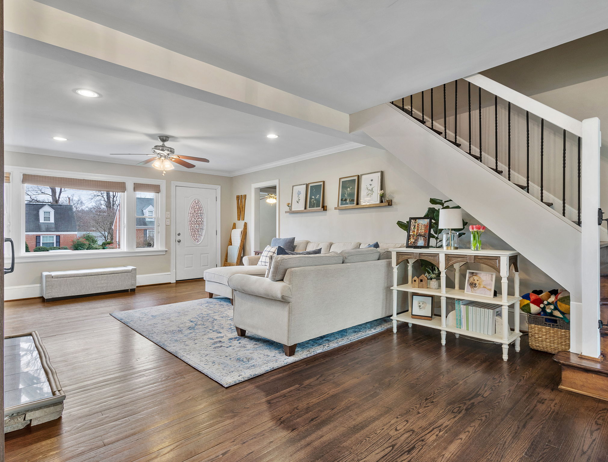 07-Living Room