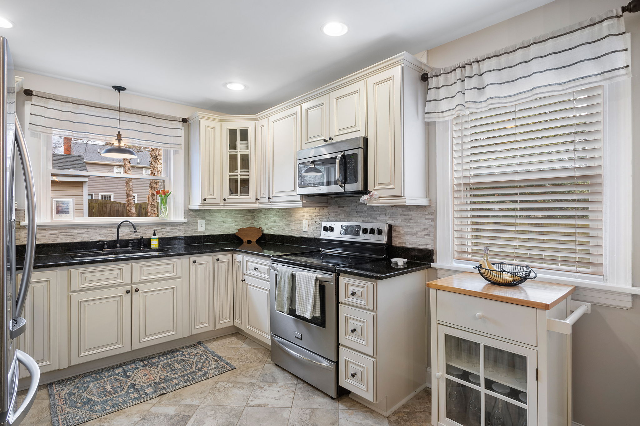 09-Kitchen