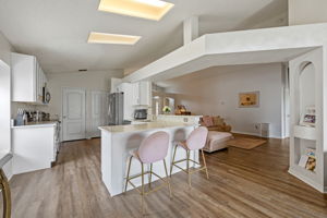  Photo 44