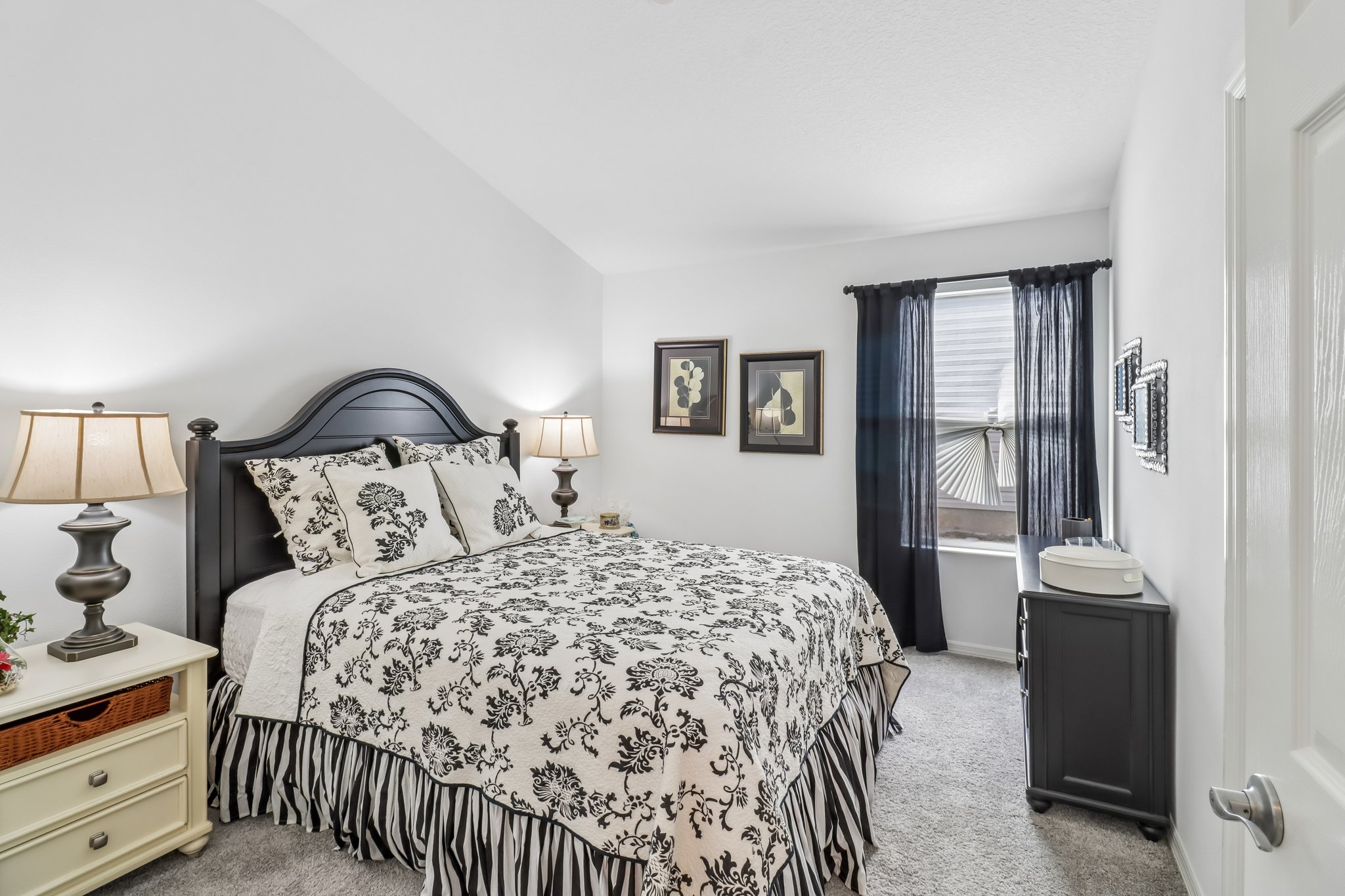 Carriage Hill Way-S0905-018.jpg