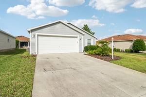 Carriage Hill Way-S0905-003.jpg