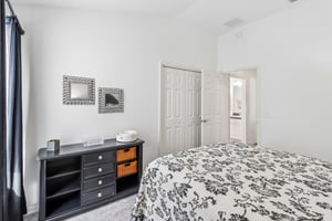 Carriage Hill Way-S0905-019.jpg