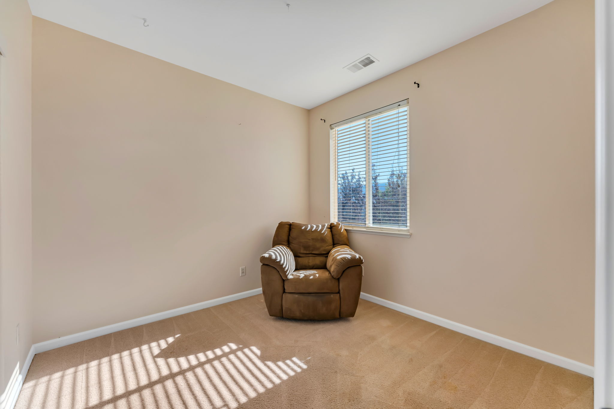 2408 Crestone Dr, Reno, NV 89523, USA Photo 22