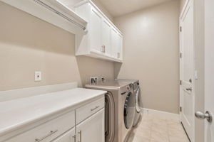  Photo 36