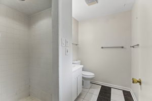  Photo 30