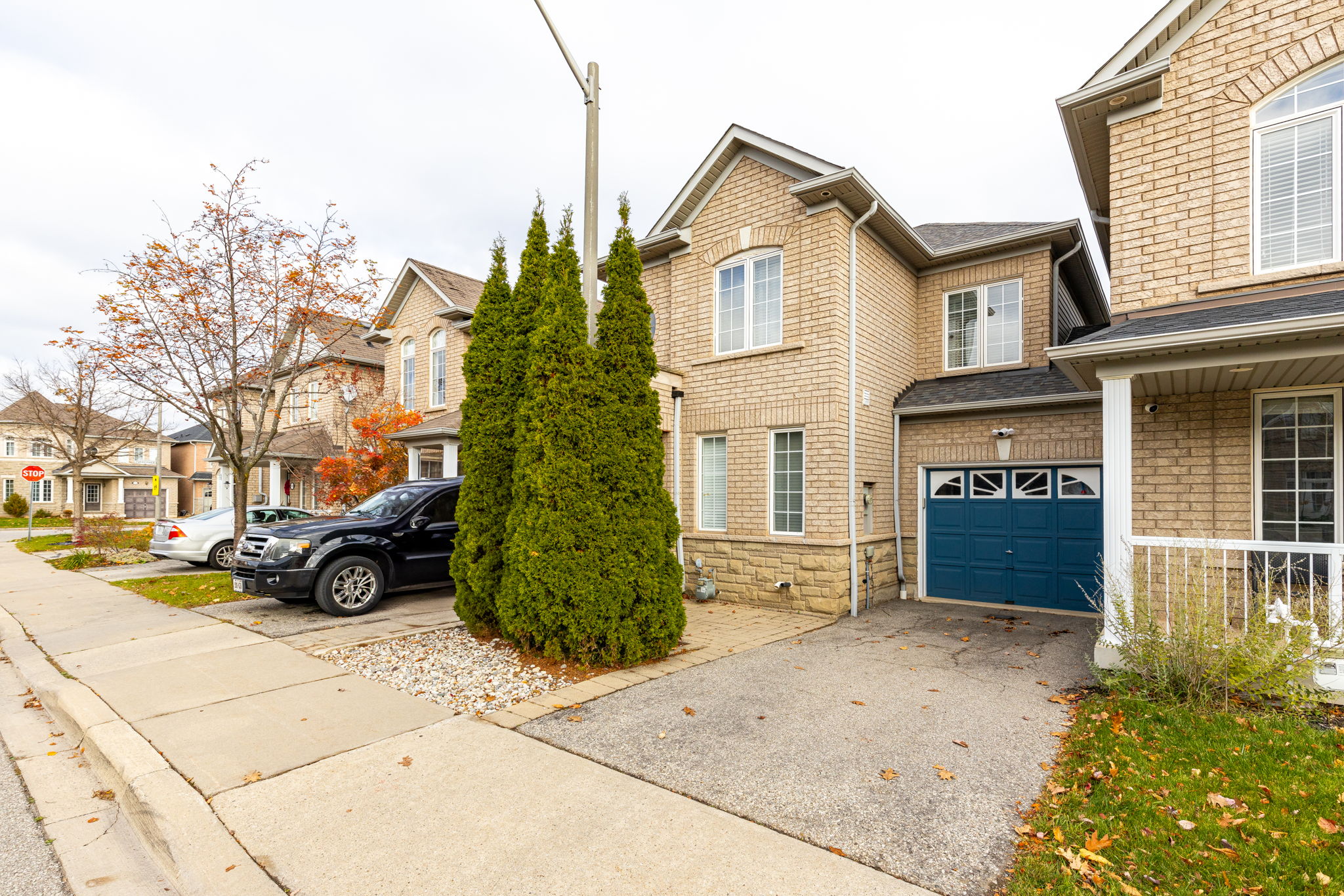 Burlington property showcase — delivered property photograph 2