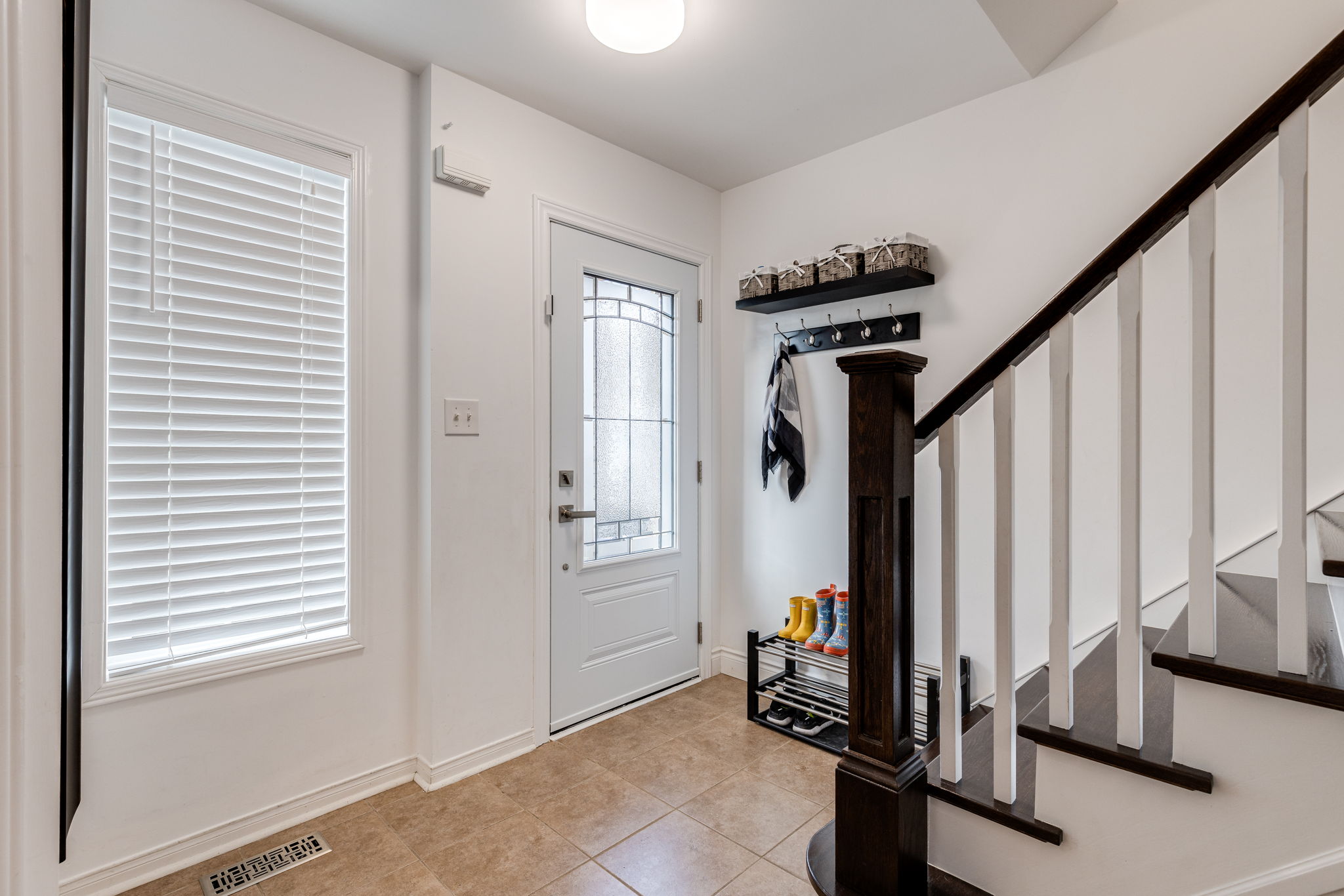 Burlington property showcase — delivered property photograph 4