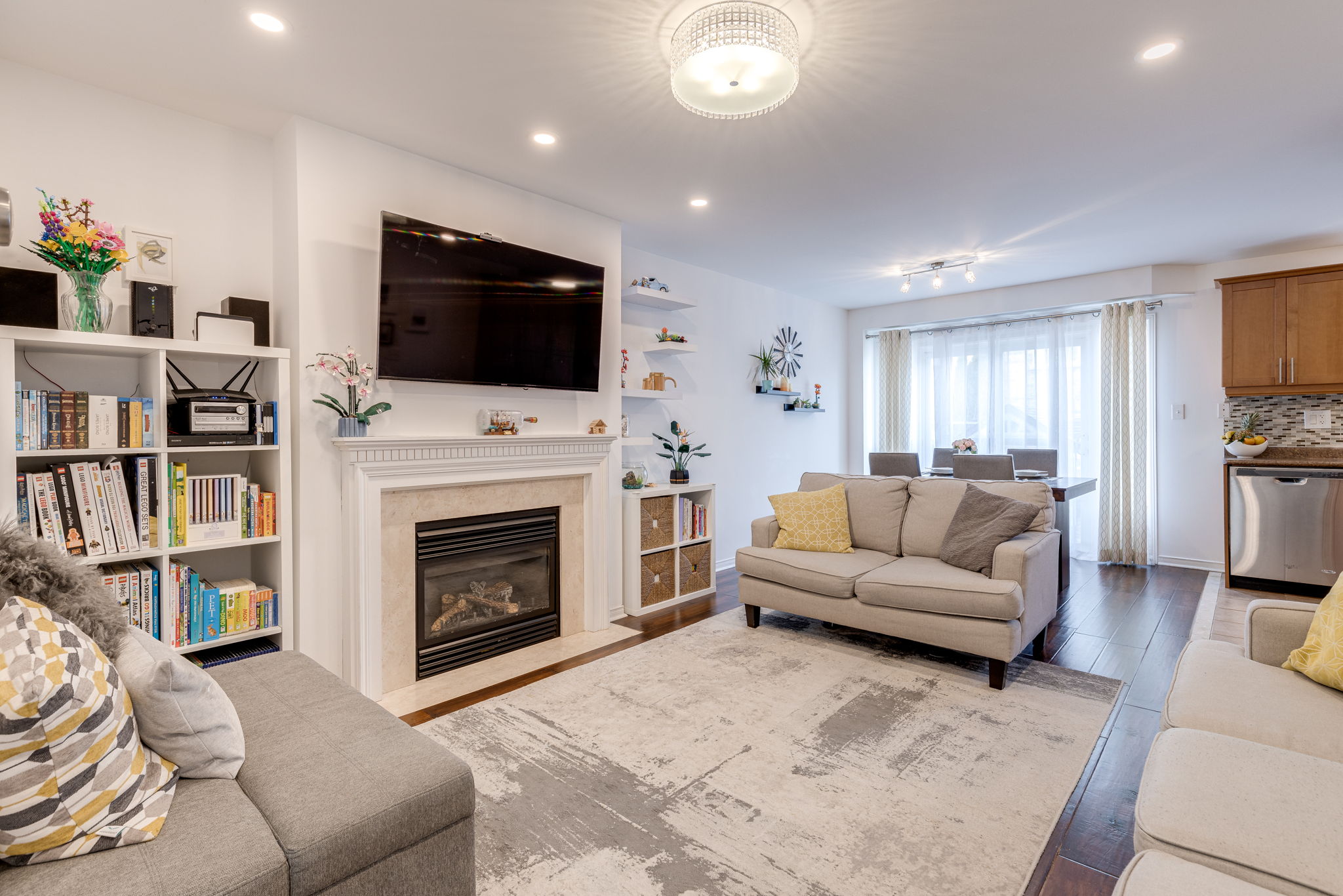 Burlington property showcase — delivered property photograph 7