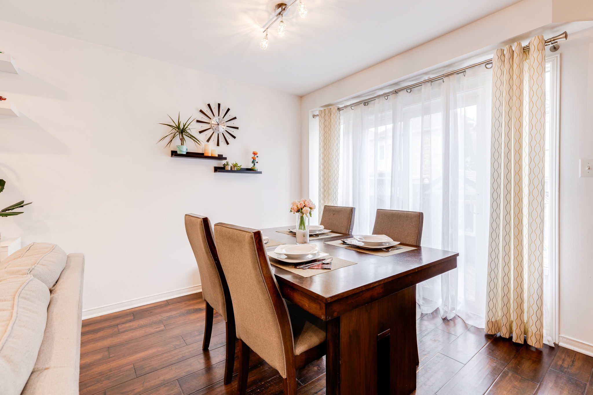 Burlington property showcase — delivered property photograph 10