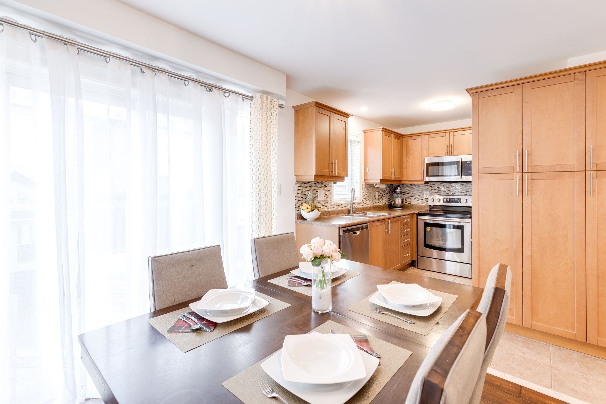 Burlington property showcase — delivered property photograph 11