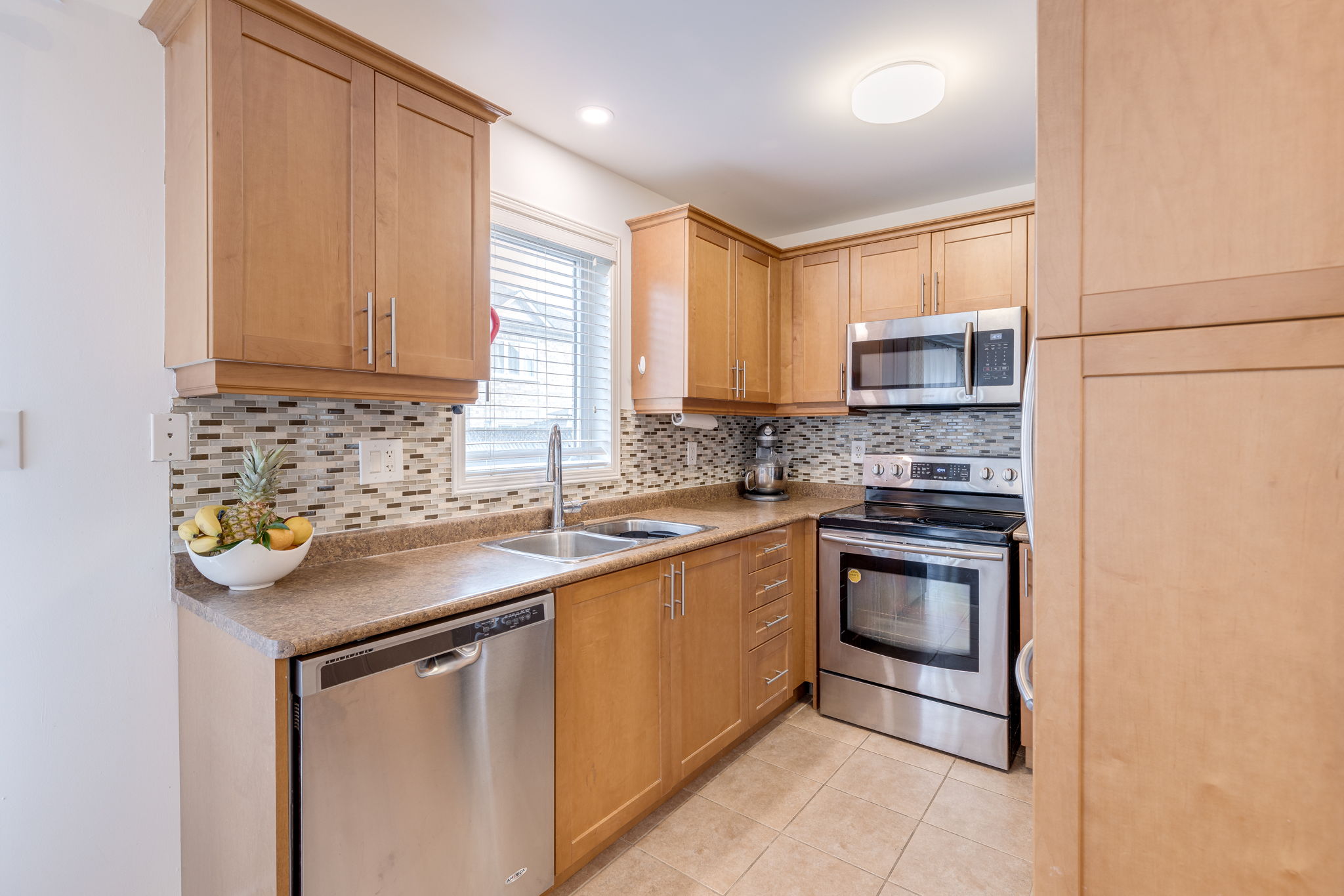 Burlington property showcase — delivered property photograph 14