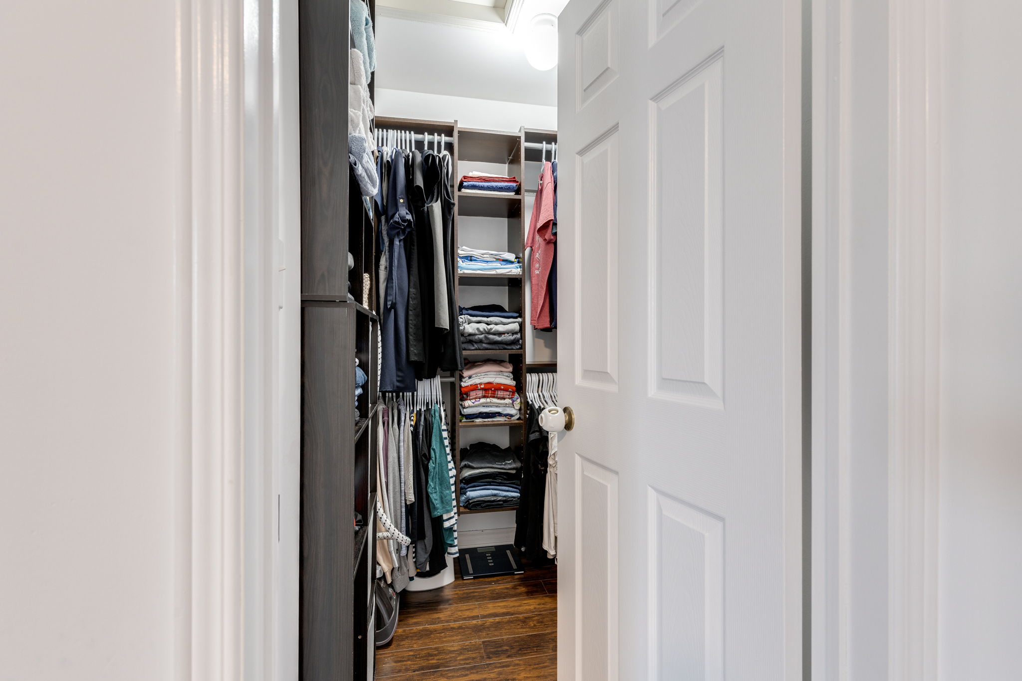 Burlington property showcase — delivered property photograph 28