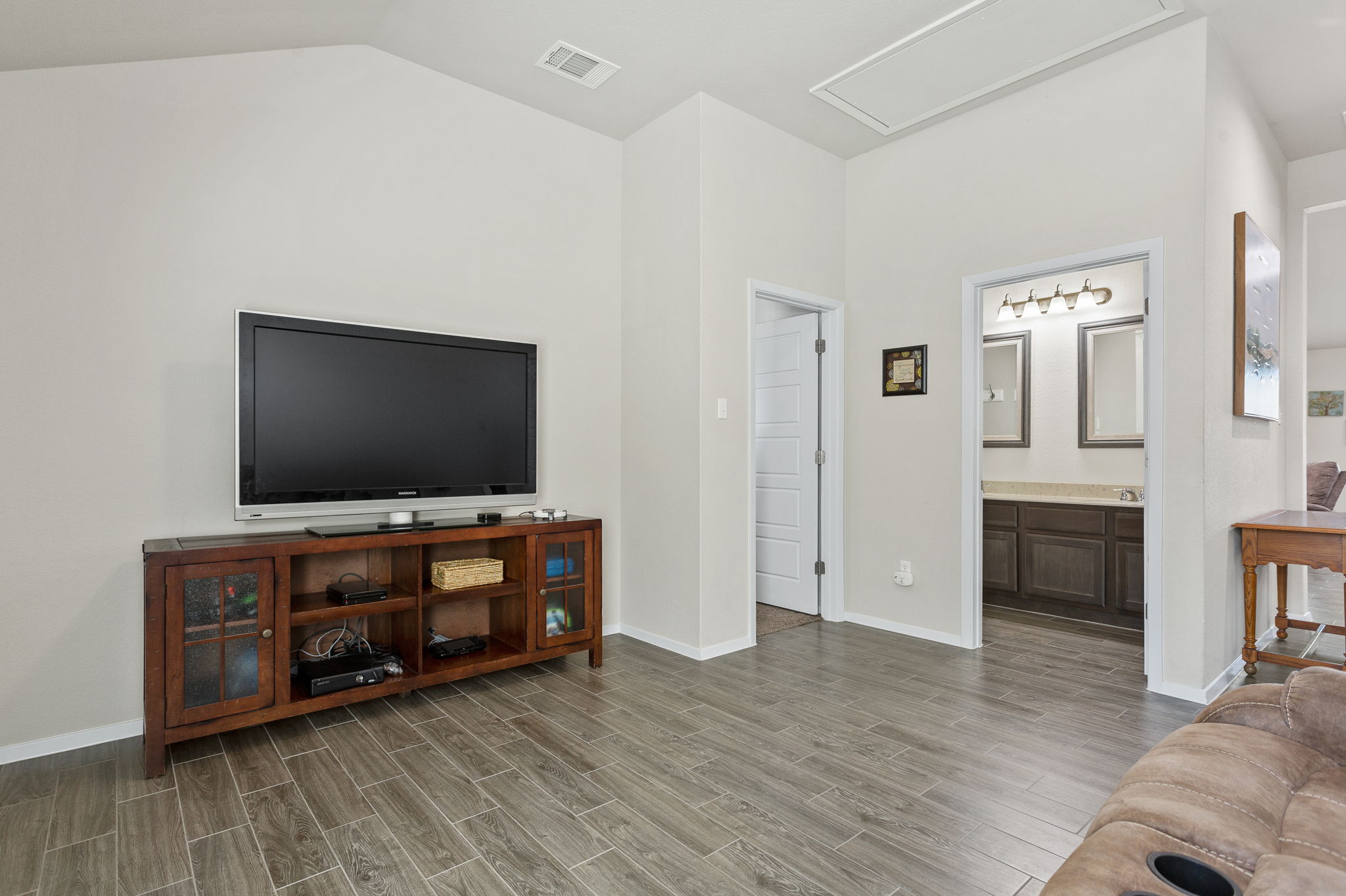 2409 Low Br Cv, Leander, TX 78641, USA Photo 26