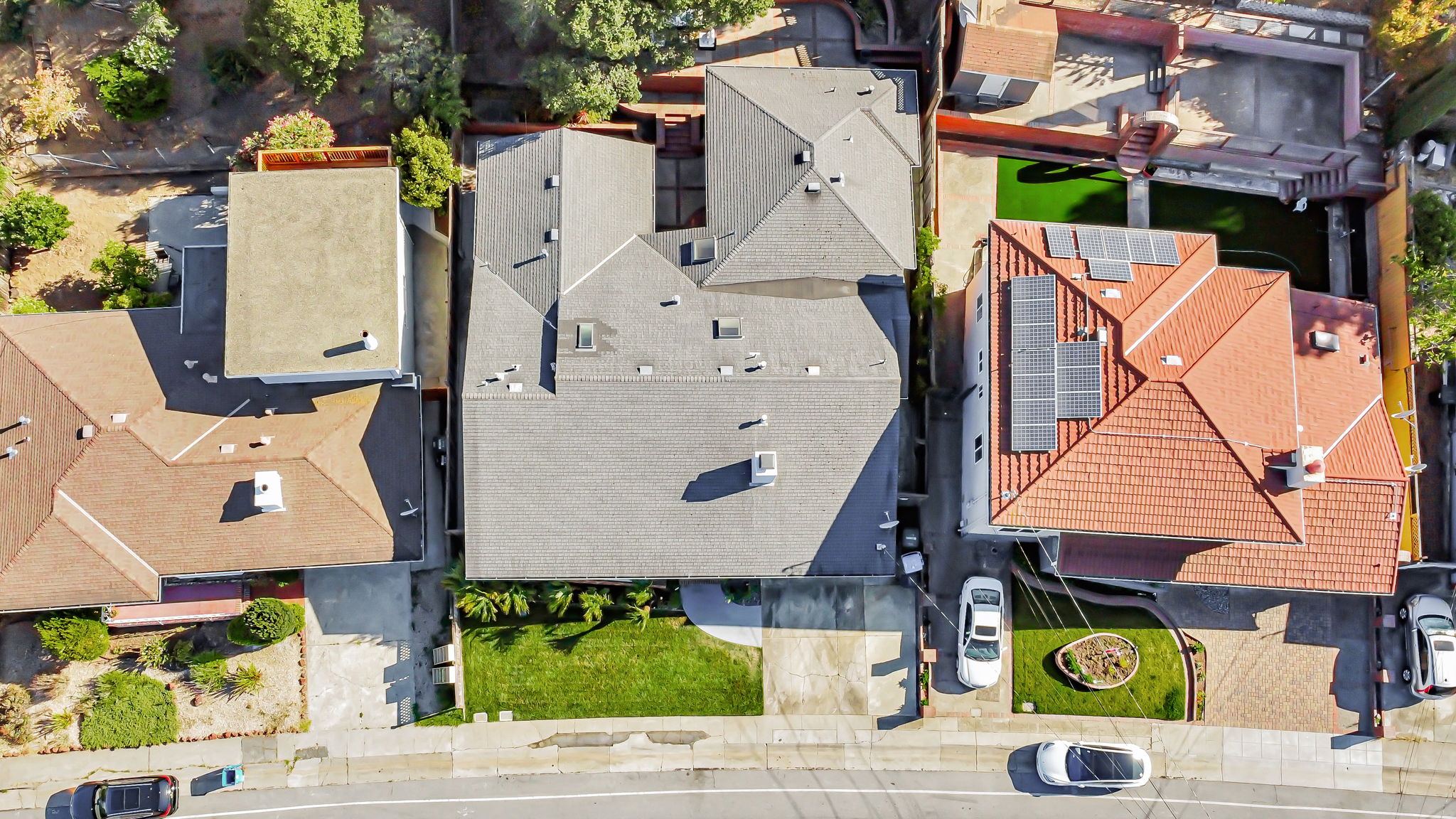 003_AERIAL_241 42nd Ave