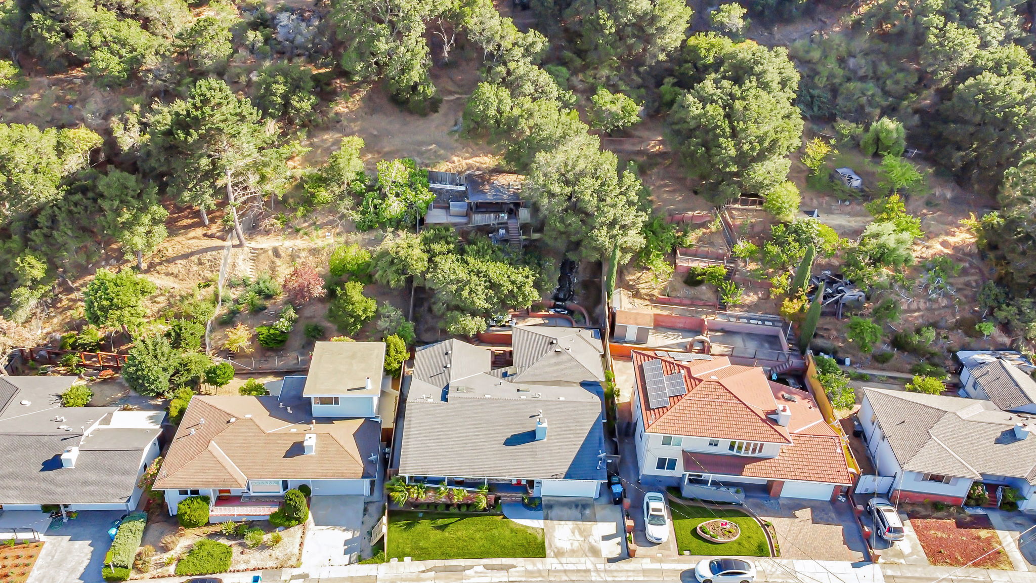 012_AERIAL_241 42nd Ave