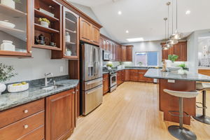017_241 42nd Ave