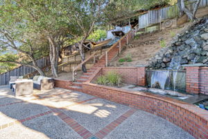 044_241 42nd Ave
