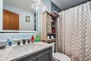 Busbin Rd-S2404-021.jpg