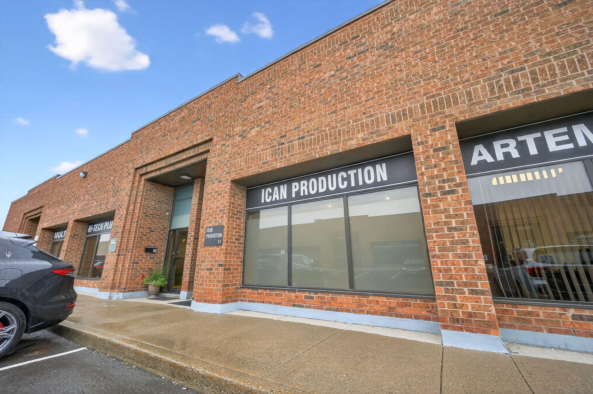 241 Edgeley Blvd Unit 11 Vaughan, ON L4K