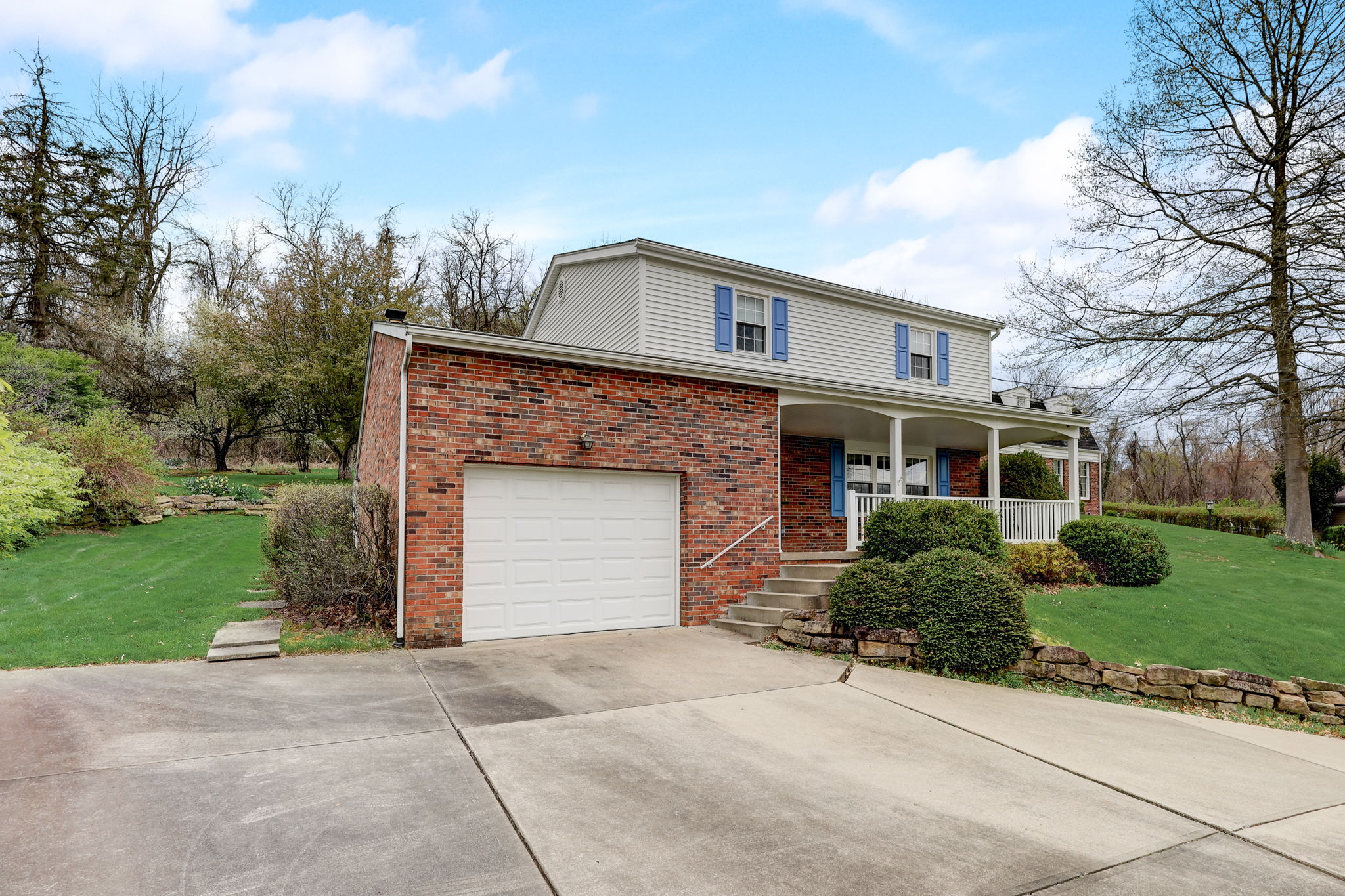 Hazelwood Dr-002