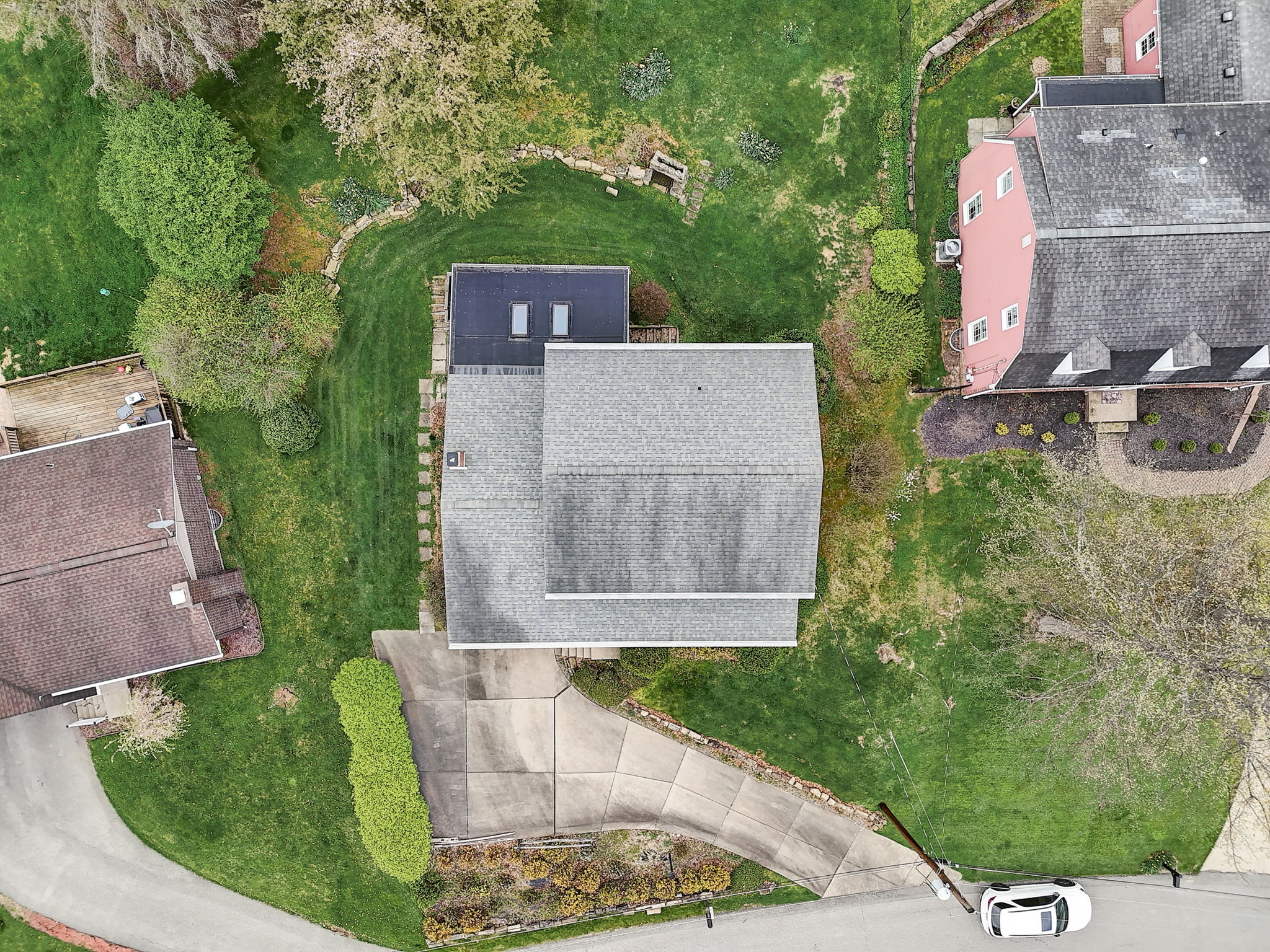 Hazelwood Dr-037