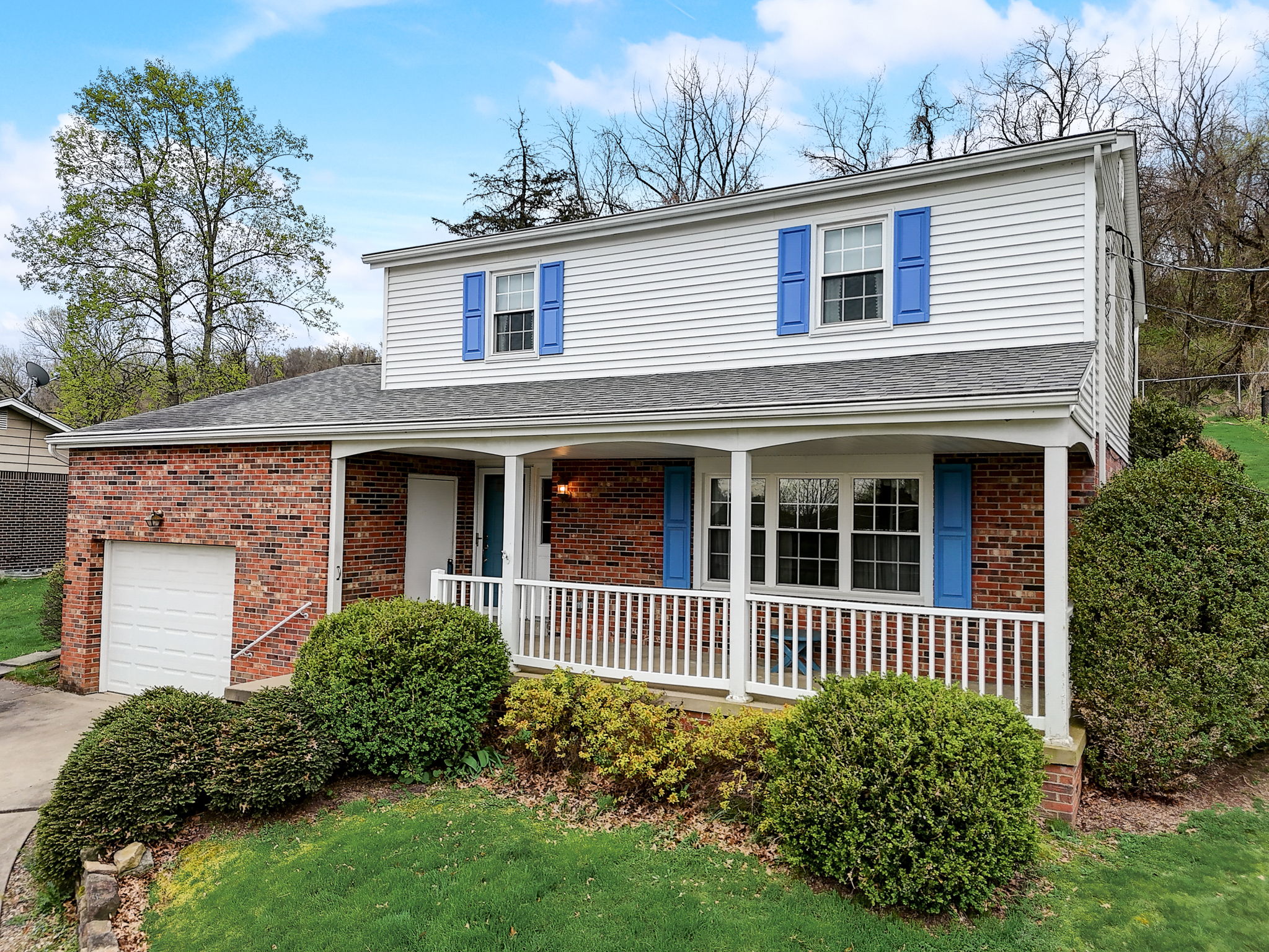 Hazelwood Dr-042