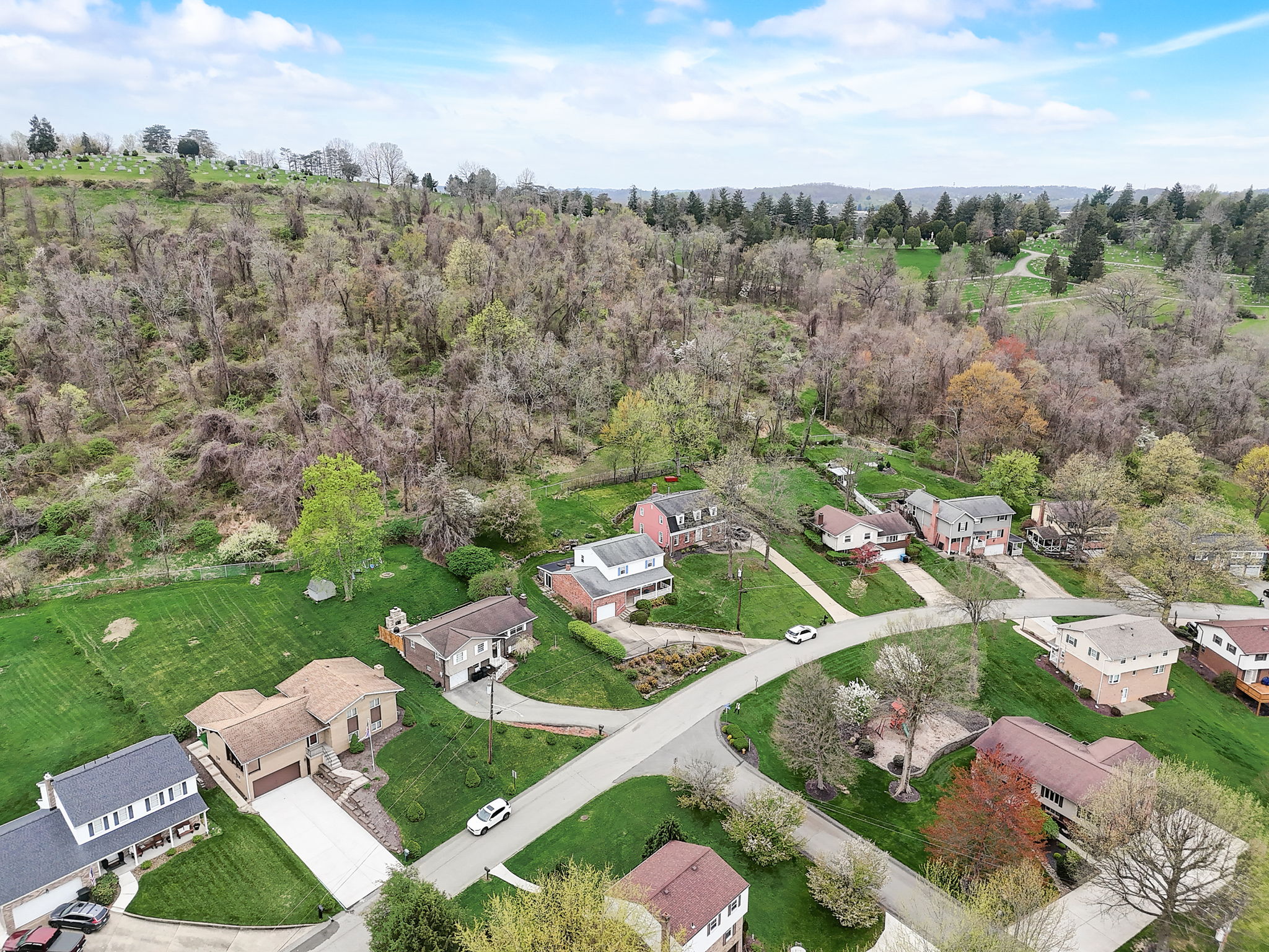 Hazelwood Dr-045