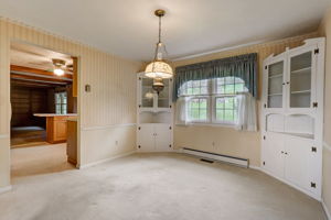 Hazelwood Dr-009