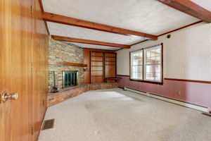 Hazelwood Dr-013