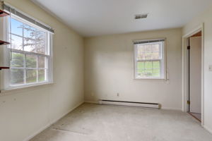 Hazelwood Dr-020
