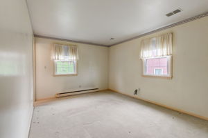 Hazelwood Dr-024